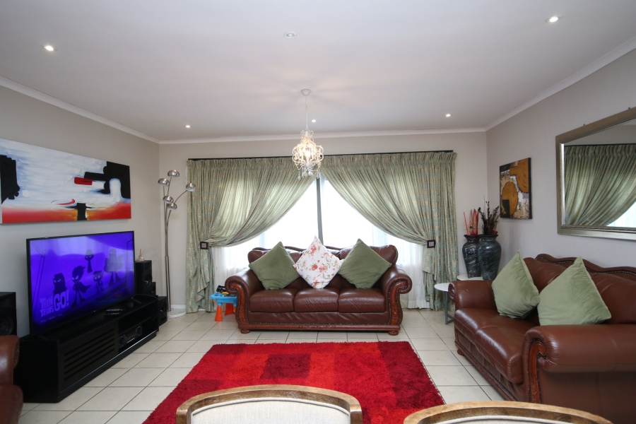 4 Bedroom Property for Sale in Fairview Golf Estate Western Cape